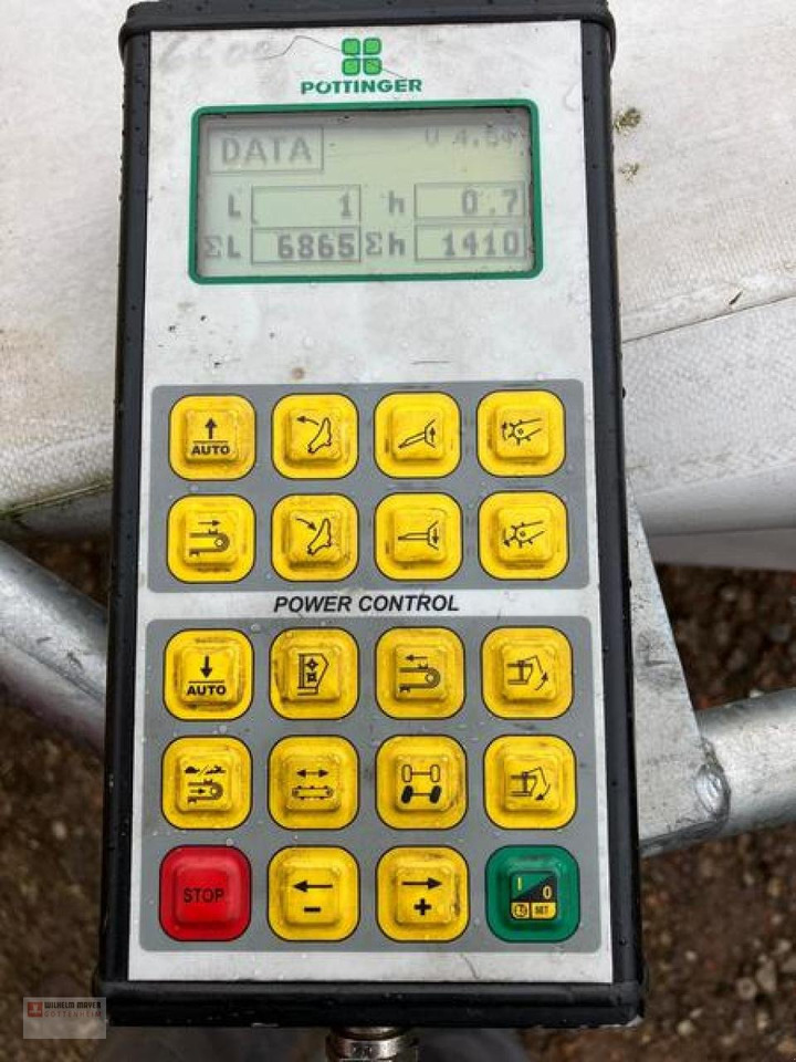 Pöttinger JUMBO 6600 L POWERMATIC - Autocarregadora: foto 1 Pöttinger JUMBO 6600 L POWERMATIC - Autocarregadora: foto 1