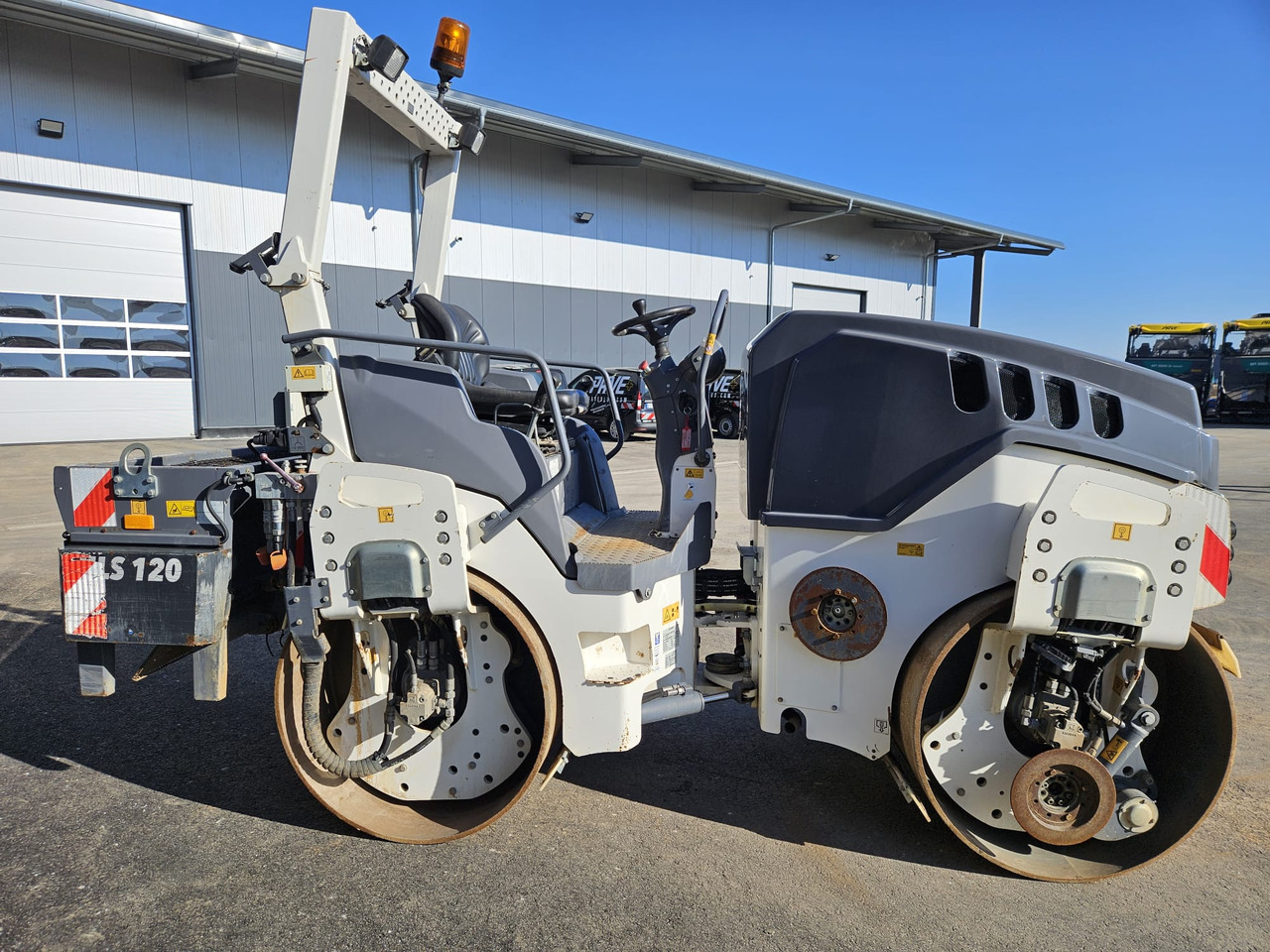 HAMM HD 13i VV - Compactador de asfalto: foto 2 HAMM HD 13i VV - Compactador de asfalto: foto 2