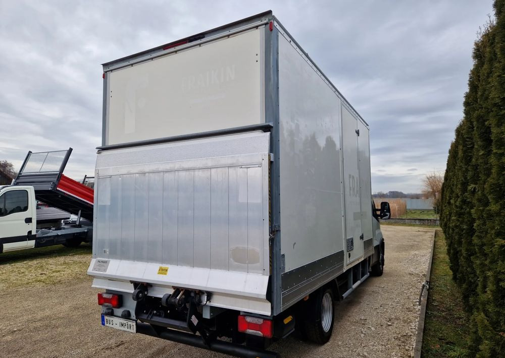 Iveco 35C14 35C13 - Carrinha de contentor: foto 4 Iveco 35C14 35C13 - Carrinha de contentor: foto 4