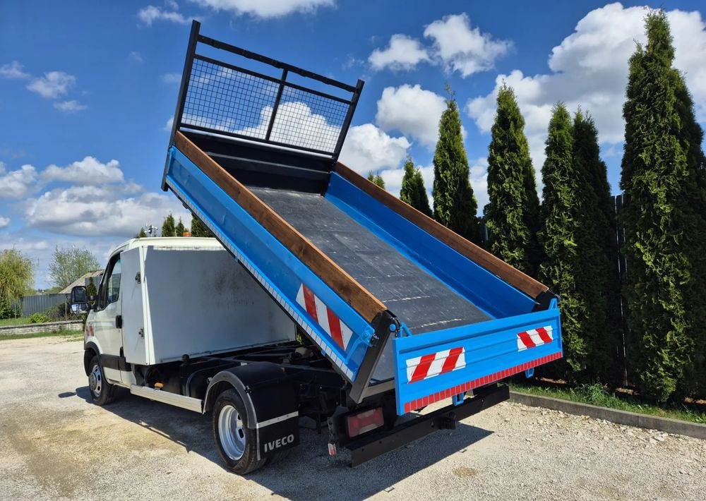 Iveco 35C15 3.0 150KM Wywrotka - Carrinha basculante: foto 3 Iveco 35C15 3.0 150KM Wywrotka - Carrinha basculante: foto 3