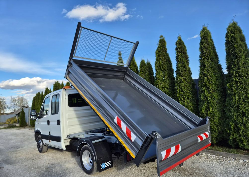 Iveco 35c17 3.0 Brygadówka - Carrinha basculante: foto 3 Iveco 35c17 3.0 Brygadówka - Carrinha basculante: foto 3