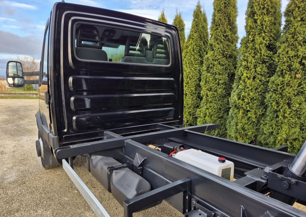 Iveco 65C18 / 3.0 180KM/ Nowa Wywrotka 3-stronna/ - Carrinha basculante: foto 4 Iveco 65C18 / 3.0 180KM/ Nowa Wywrotka 3-stronna/ - Carrinha basculante: foto 4