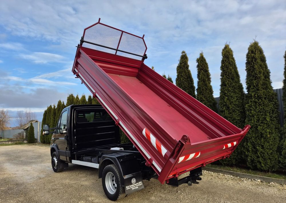 Iveco 65C18 / 3.0 180KM/ Nowa Wywrotka 3-stronna/ - Carrinha basculante: foto 3 Iveco 65C18 / 3.0 180KM/ Nowa Wywrotka 3-stronna/ - Carrinha basculante: foto 3