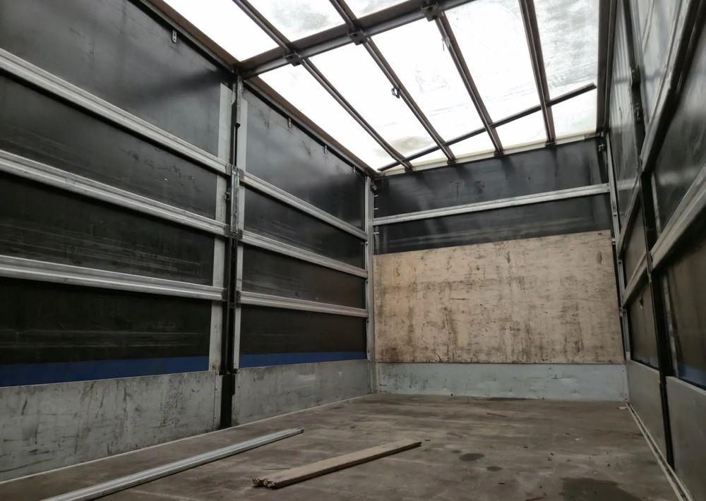 Iveco 70C17 3.0 170KM Skrzyniowy - Carrinha de lona: foto 4 Iveco 70C17 3.0 170KM Skrzyniowy - Carrinha de lona: foto 4