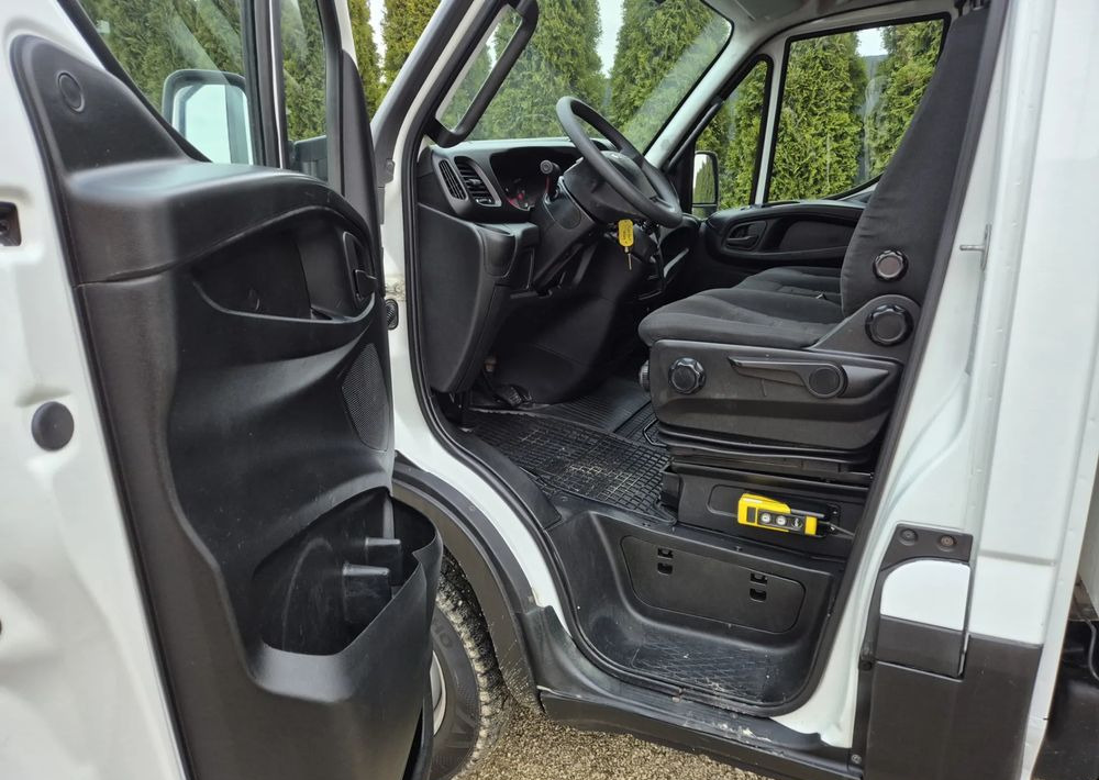 Iveco IVECO 35C17 3.0 170KM *HIMATIC* - Carrinha basculante: foto 5 Iveco IVECO 35C17 3.0 170KM *HIMATIC* - Carrinha basculante: foto 5