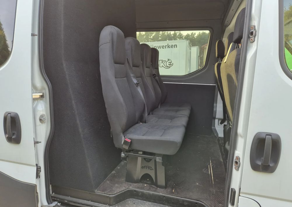 Iveco Iveco 35s18 3.0 180KM Brygadówka manual - Carrinha cabine dupla: foto 5 Iveco Iveco 35s18 3.0 180KM Brygadówka manual - Carrinha cabine dupla: foto 5