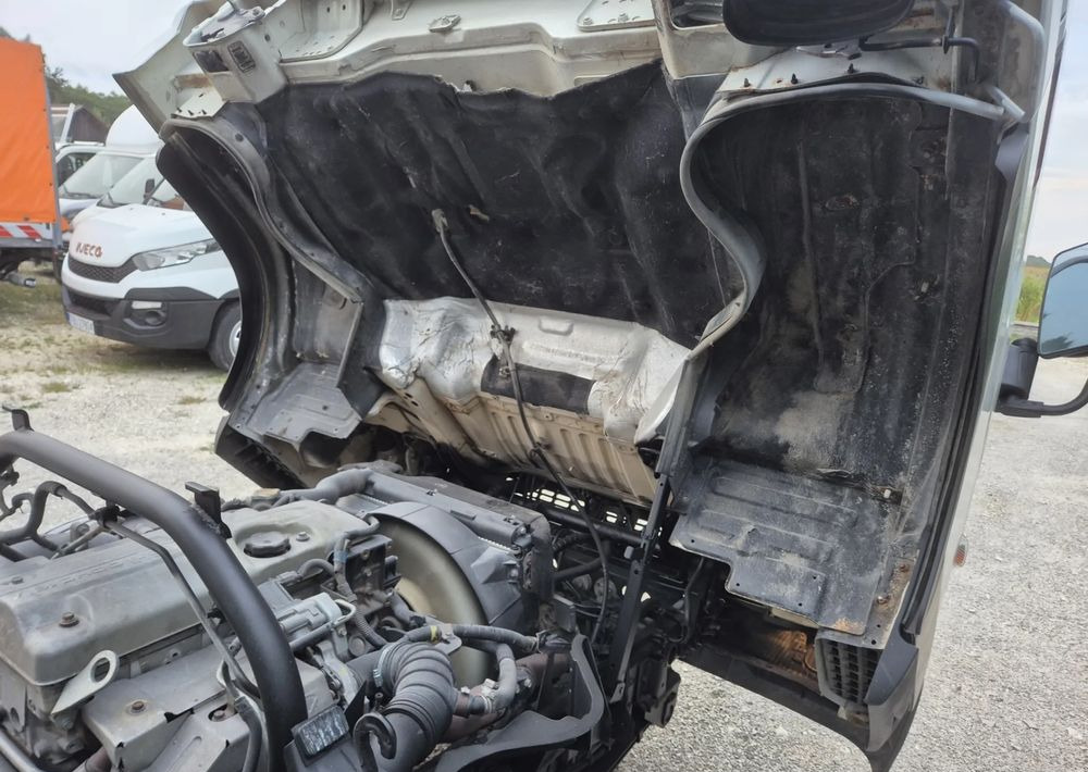 Carrinha basculante Mitsubishi CANTER 3.0 3c13: foto 8 Carrinha basculante Mitsubishi CANTER 3.0 3c13: foto 8