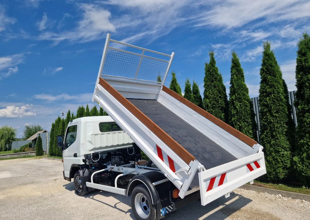 Mitsubishi CANTER 3C13 IVECO 3.0 EURO 5 - Carrinha basculante: foto 3 Mitsubishi CANTER 3C13 IVECO 3.0 EURO 5 - Carrinha basculante: foto 3