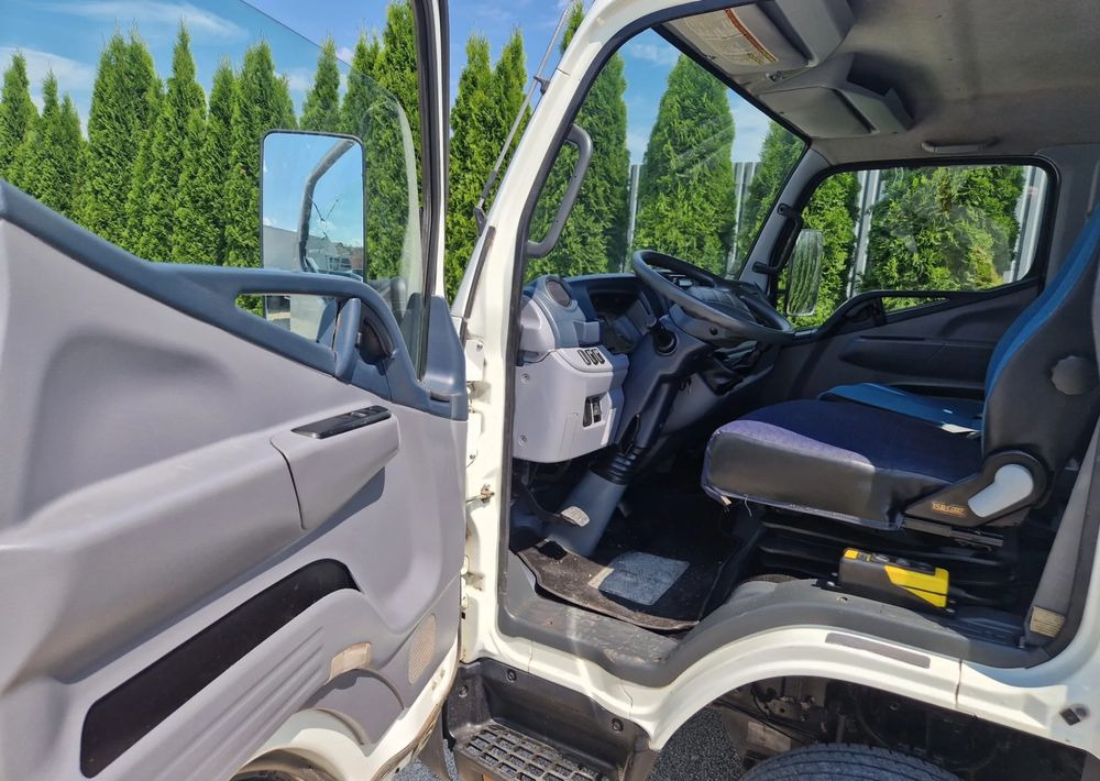 Mitsubishi CANTER 3C13 IVECO 3.0 EURO 5 - Carrinha basculante: foto 5 Mitsubishi CANTER 3C13 IVECO 3.0 EURO 5 - Carrinha basculante: foto 5