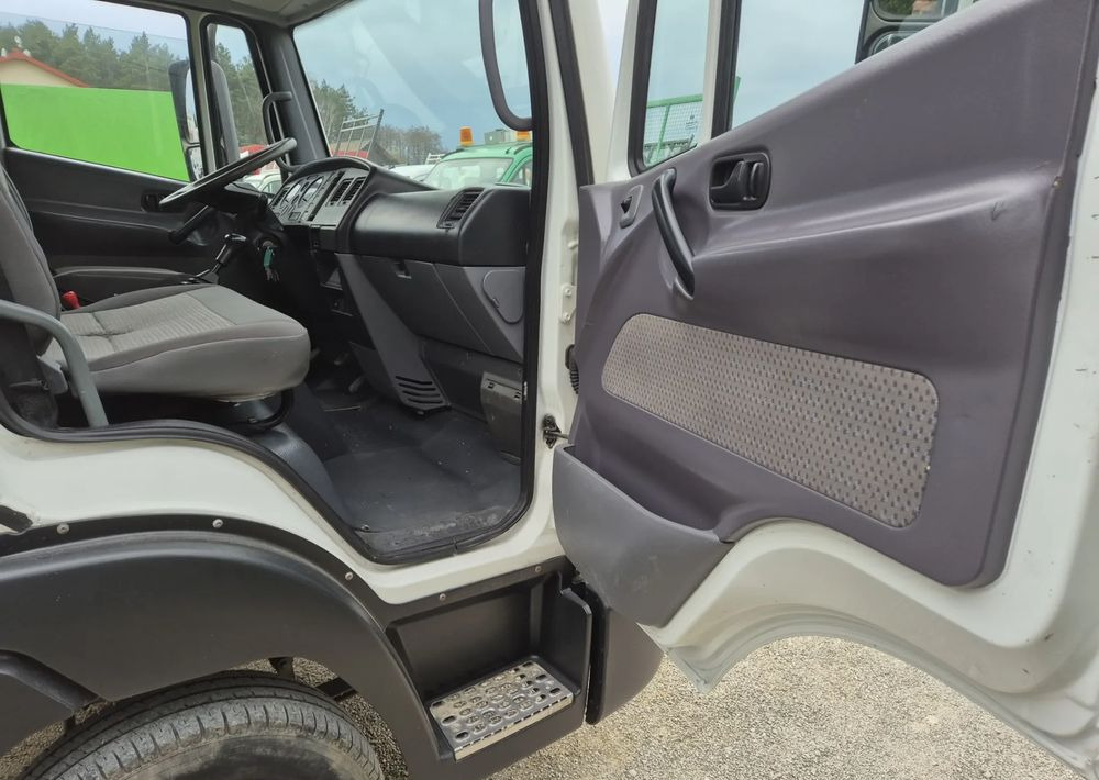 Carrinha basculante Nissan ATLEON 3.0 150KM Wywrotka 3-stronna: foto 7 Carrinha basculante Nissan ATLEON 3.0 150KM Wywrotka 3-stronna: foto 7