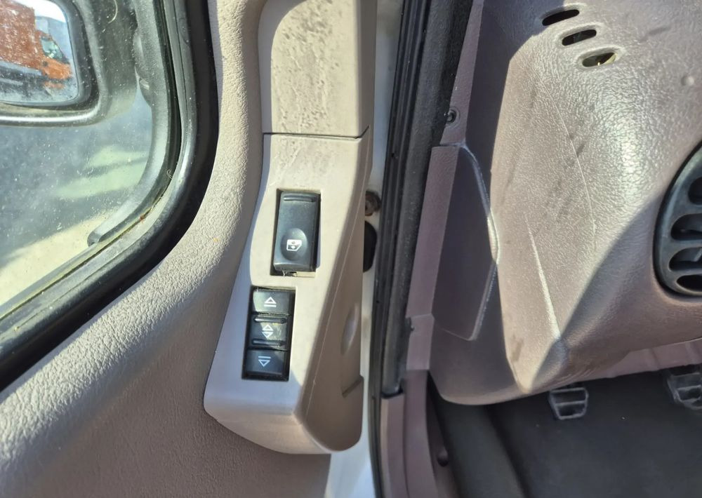 Carrinha basculante Renault Mascott Silnik Iveco 2.8 130KM: foto 11