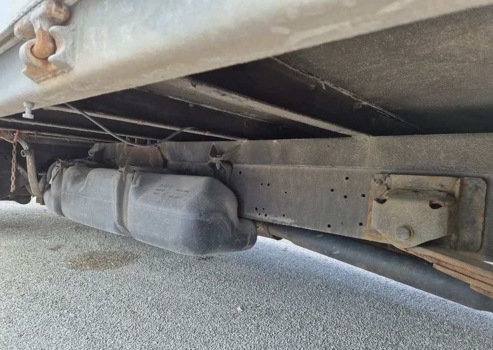 Skrzynia ładunkowa 4m Iveco - Carroçaria de caixa aberta: foto 5 Skrzynia ładunkowa 4m Iveco - Carroçaria de caixa aberta: foto 5