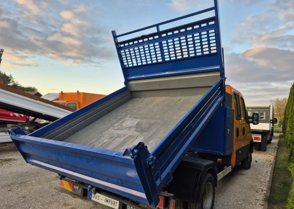 Wywrotka, Wywrot, Kiper 2.4m +skrzynka narzędziowa , 2015 rok. - Carroçaria para caminhões basculantes: foto 3 Wywrotka, Wywrot, Kiper 2.4m +skrzynka narzędziowa , 2015 rok. - Carroçaria para caminhões basculantes: foto 3