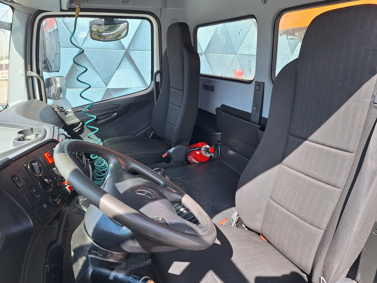 Locação financeira de MERCEDES-BENZ AXOR 4140 ZOOMLION 43X-5RZ MERCEDES-BENZ AXOR 4140 ZOOMLION 43X-5RZ: foto 16 Locação financeira de MERCEDES-BENZ AXOR 4140 ZOOMLION 43X-5RZ MERCEDES-BENZ AXOR 4140 ZOOMLION 43X-5RZ: foto 16