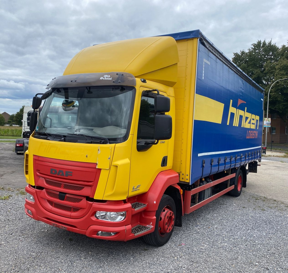 DAF LF 14.290 Pritsche mit LBW - Camião de lona: foto 1 DAF LF 14.290 Pritsche mit LBW - Camião de lona: foto 1
