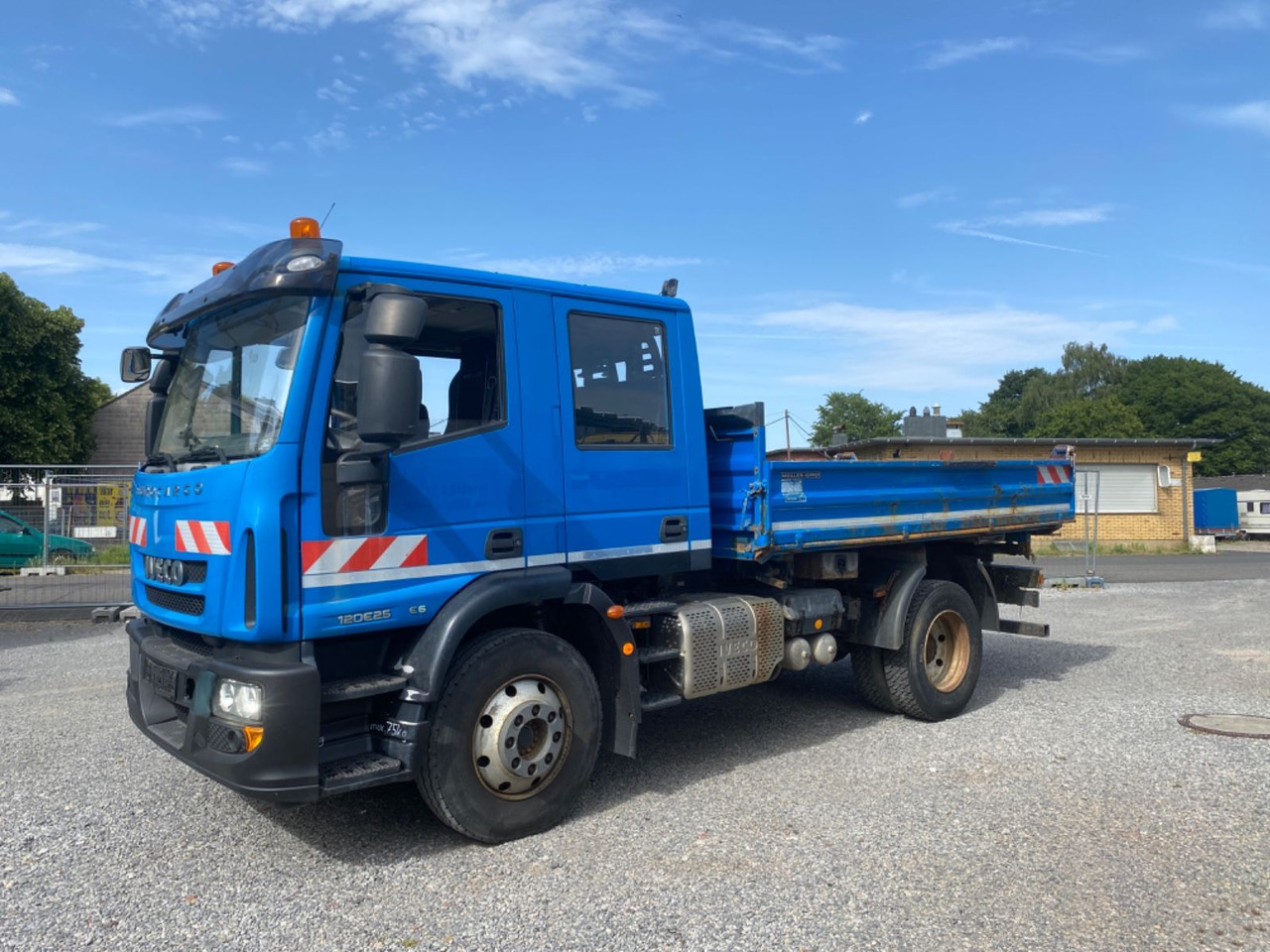 Iveco Eurocargo 120E250 Doka- Meiller Kipper - Camião basculante: foto 1 Iveco Eurocargo 120E250 Doka- Meiller Kipper - Camião basculante: foto 1