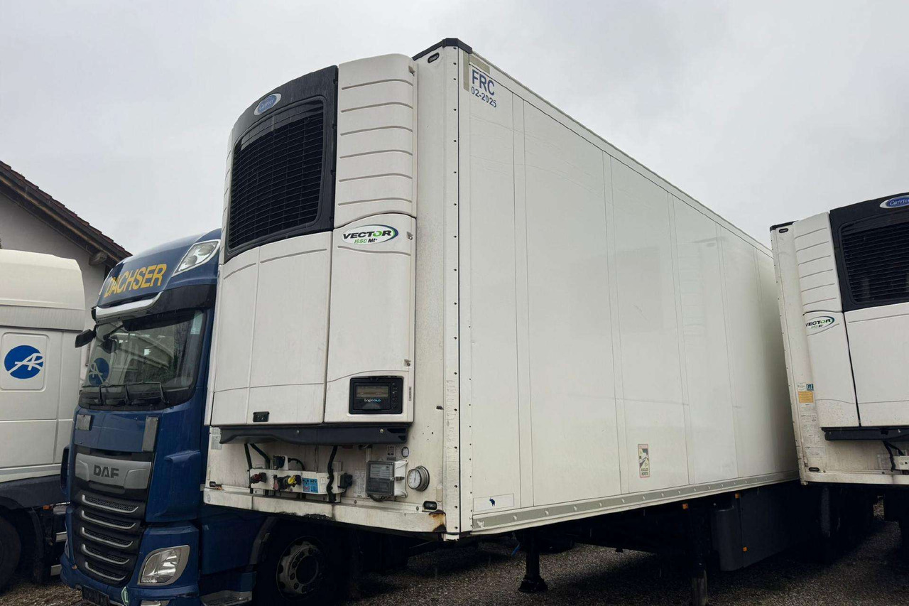 Schmitz Standart 7 cm multitemp - Semi-reboque frigorífico: foto 2 Schmitz Standart 7 cm multitemp - Semi-reboque frigorífico: foto 2