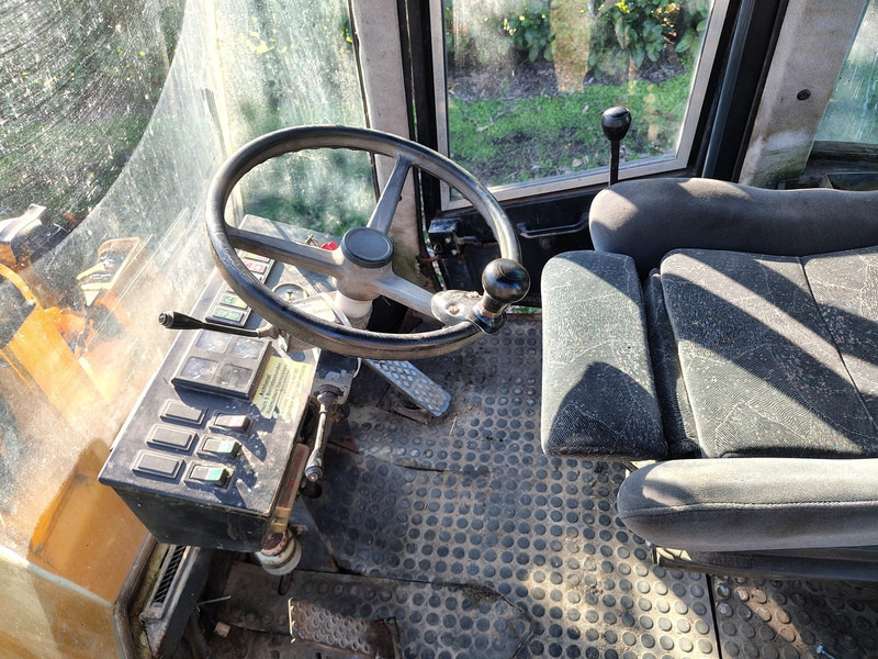 Pá carregadora de rodas Paus Shovel: foto 6