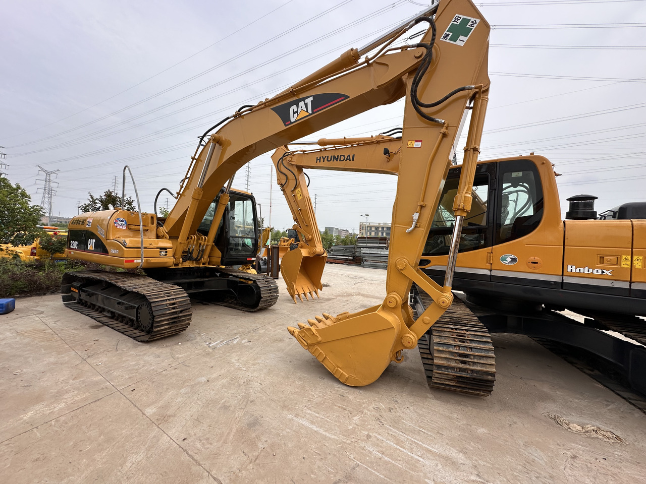 CATERPILLAR 320CL used excavator good condition for sale - Escavadora de rastos: foto 2 CATERPILLAR 320CL used excavator good condition for sale - Escavadora de rastos: foto 2