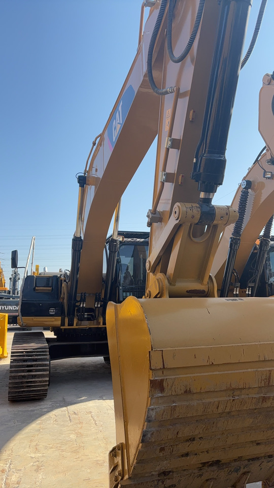CATERPILLAR 330D2L used excavator source supply - Escavadora de rastos: foto 1 CATERPILLAR 330D2L used excavator source supply - Escavadora de rastos: foto 1