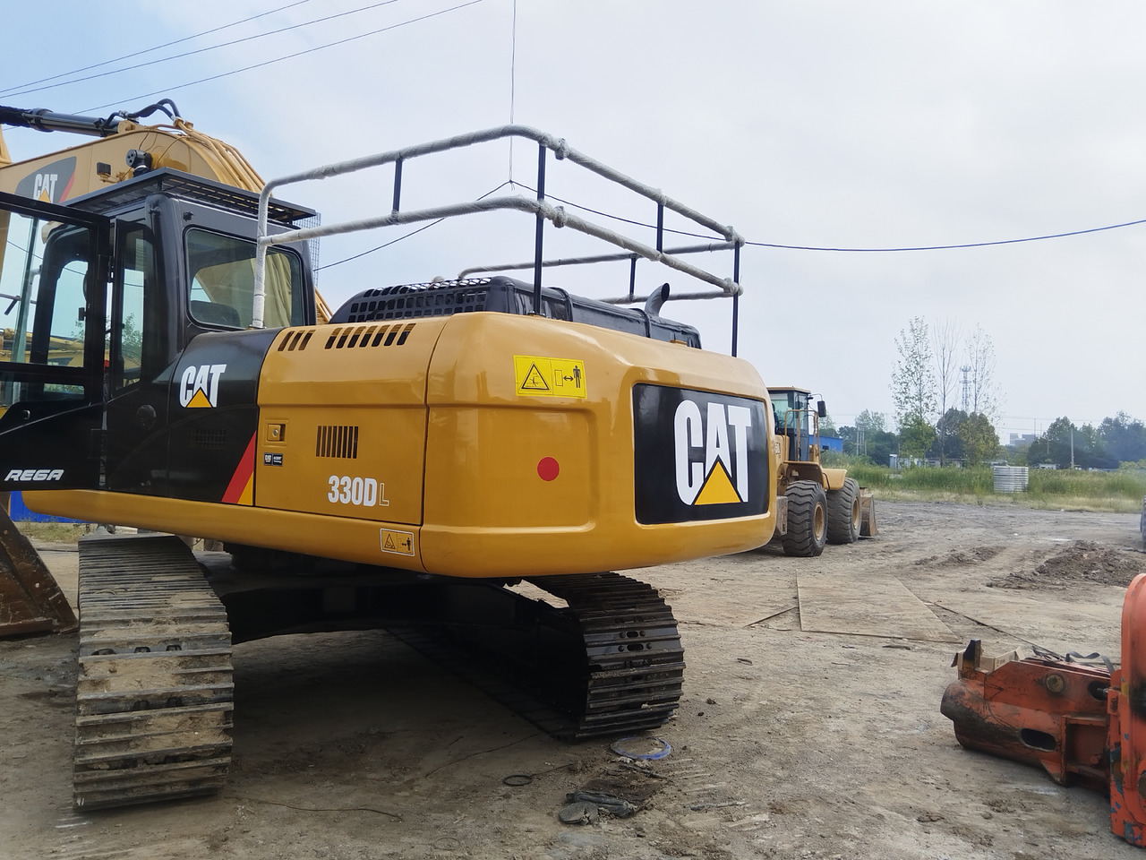 CATERPILLAR 330DL - Escavadora de rastos: foto 4 CATERPILLAR 330DL - Escavadora de rastos: foto 4
