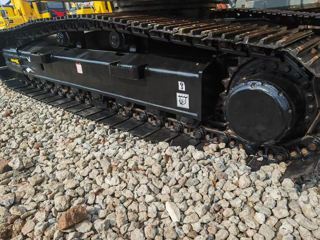 SANY sy215C excavator 20 ton China famous brand hot sale - Escavadora de rastos: foto 5 SANY sy215C excavator 20 ton China famous brand hot sale - Escavadora de rastos: foto 5