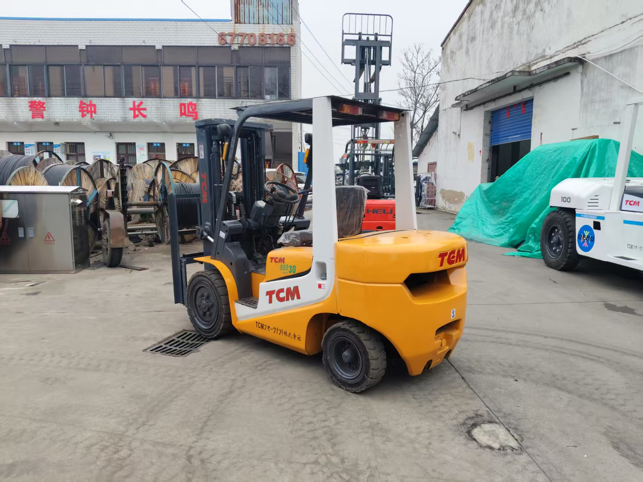 TCM FD30 Japan brand used 3 ton 4.5m diesel forklift Customizable mast clamps - Empilhador a diesel: foto 4 TCM FD30 Japan brand used 3 ton 4.5m diesel forklift Customizable mast clamps - Empilhador a diesel: foto 4