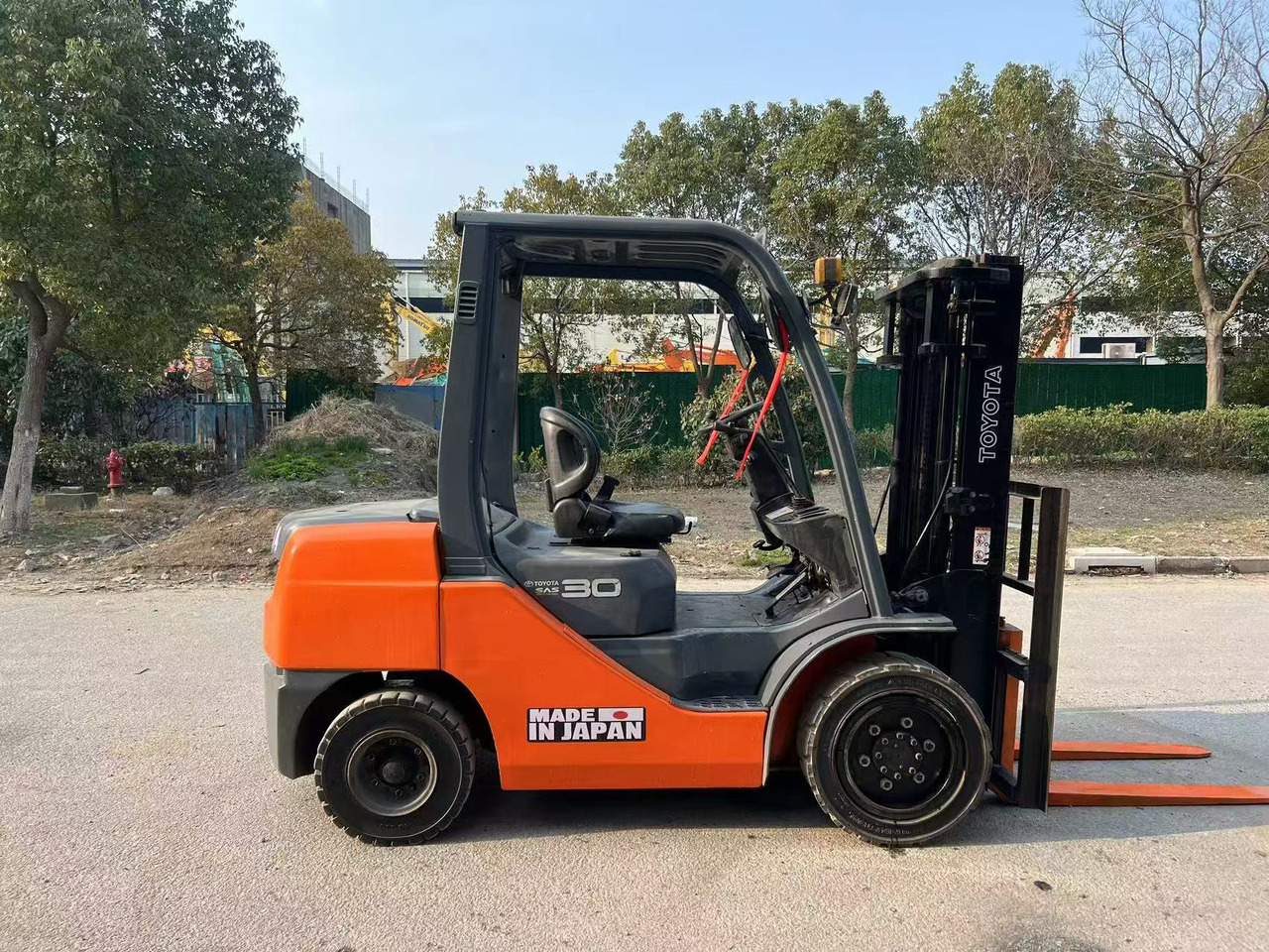 TOYOTA 3 ton 8F used japan brand diesel forklift - Empilhador a diesel: foto 1 TOYOTA 3 ton 8F used japan brand diesel forklift - Empilhador a diesel: foto 1