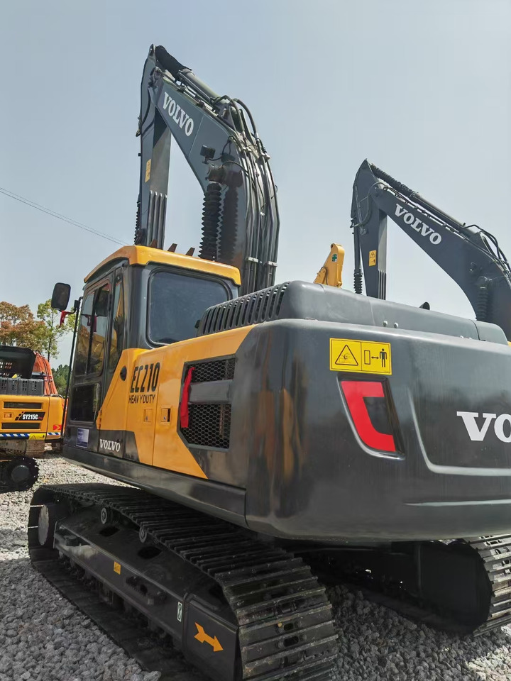 VOLVO EC210 used excavator - Escavadora de rastos: foto 3 VOLVO EC210 used excavator - Escavadora de rastos: foto 3