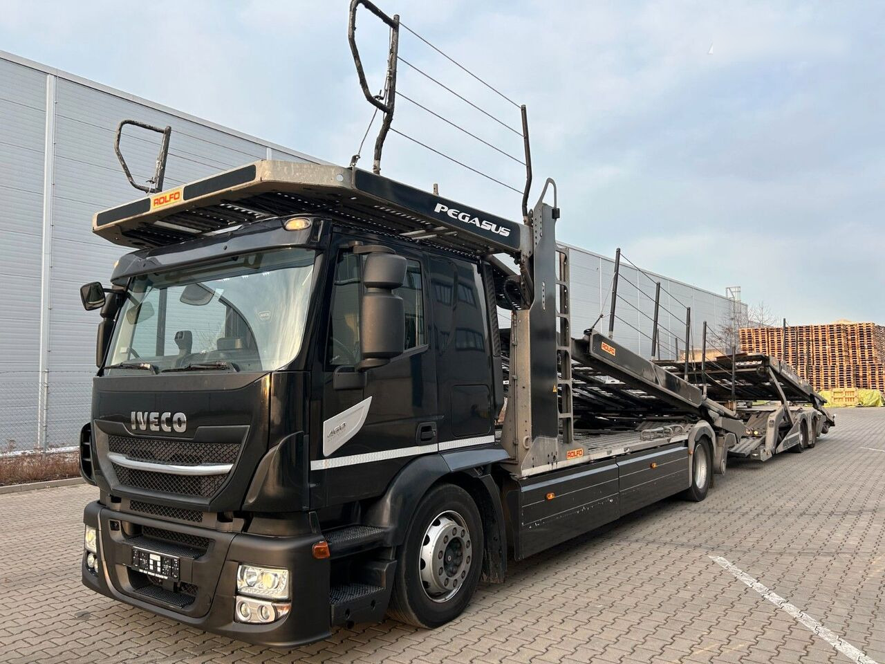 IVECO Stralis 460 - Camião transporte de veículos: foto 1 IVECO Stralis 460 - Camião transporte de veículos: foto 1