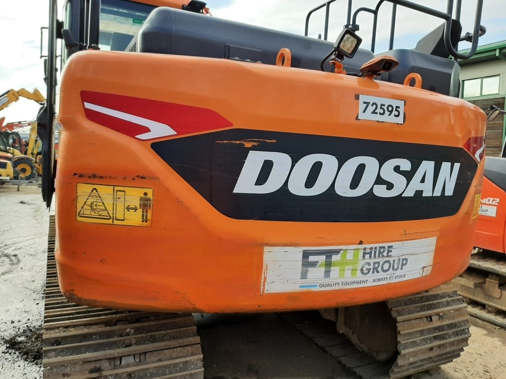 Doosan DX 140 LC - Escavadora de rastos: foto 3 Doosan DX 140 LC - Escavadora de rastos: foto 3