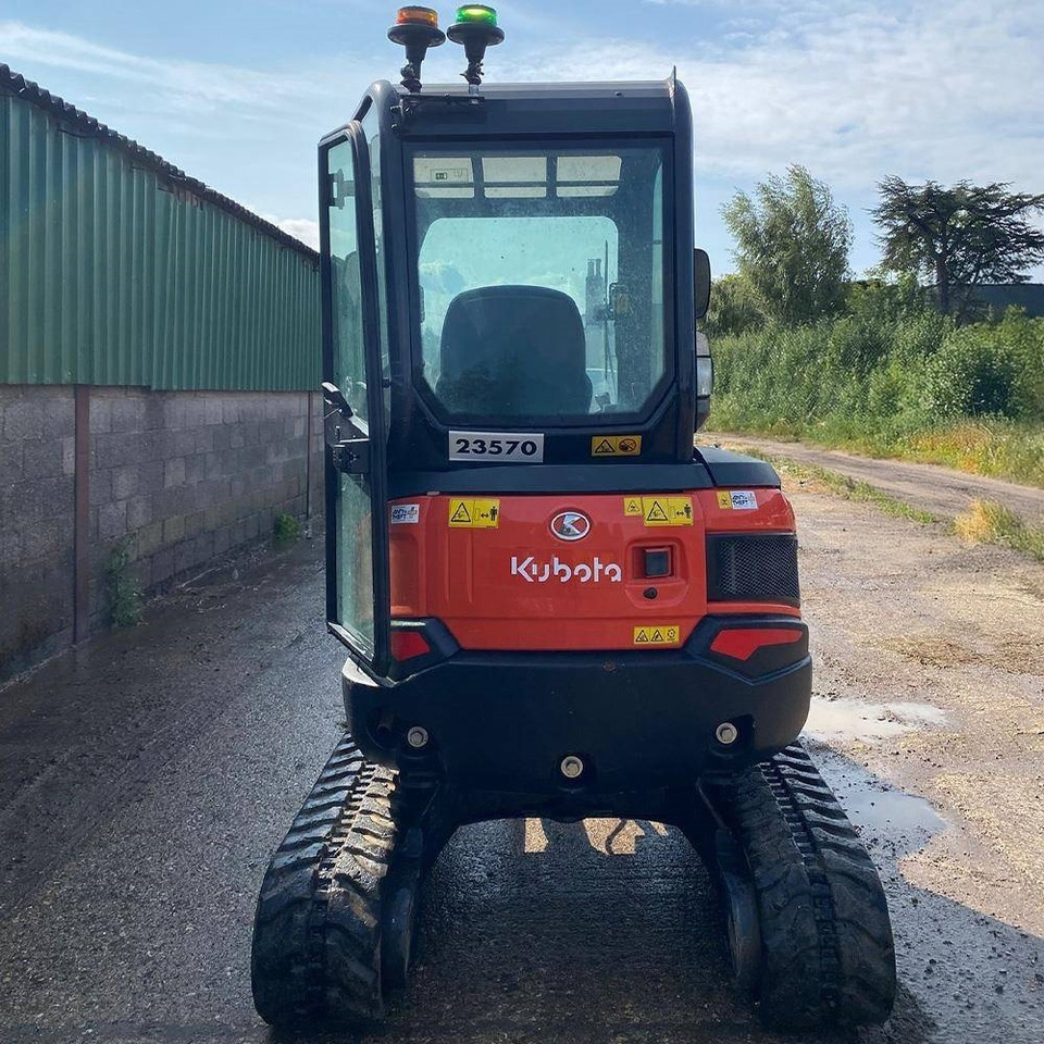 Kubota U 27-4 - Mini escavadeira: foto 4 Kubota U 27-4 - Mini escavadeira: foto 4