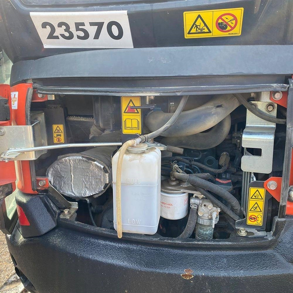 Kubota U 27-4 - Mini escavadeira: foto 5 Kubota U 27-4 - Mini escavadeira: foto 5