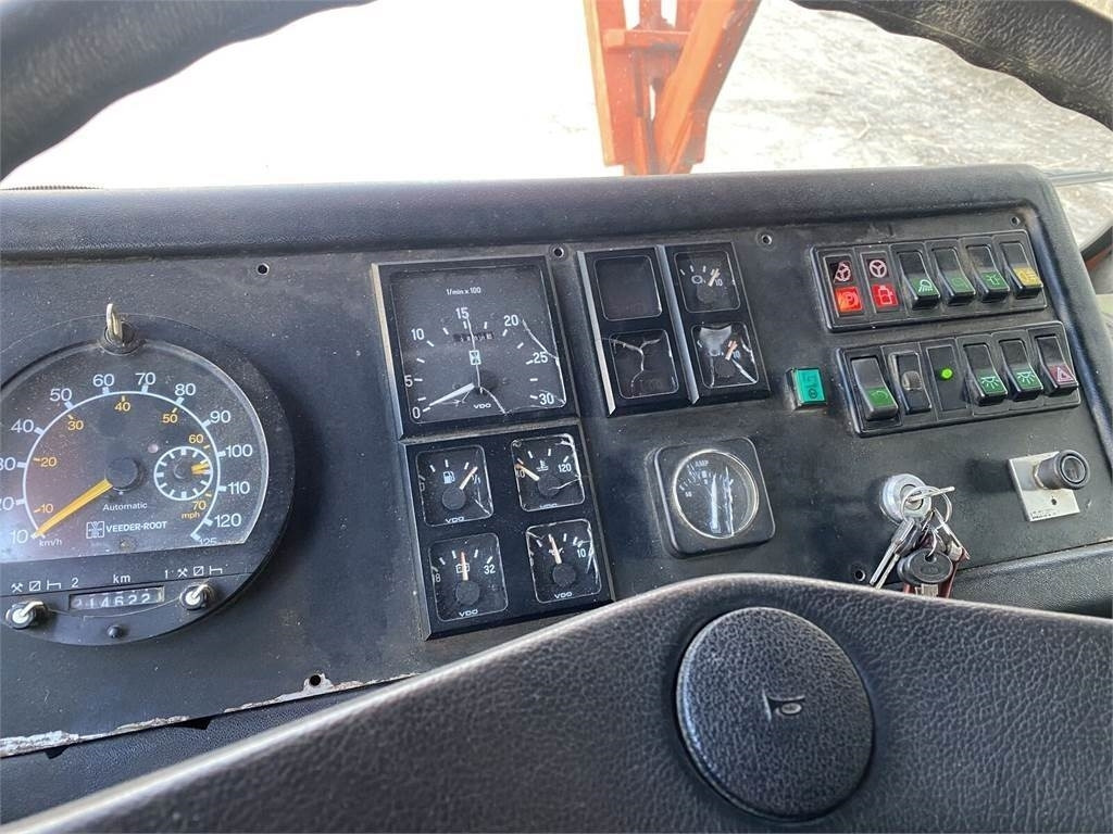 Grua todo o terreno Spierings SK-477 AT-4 (400V + diesel): foto 6