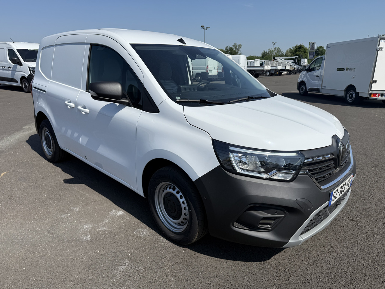 RENAULT KANGOO VAN 1.5DCI95 L1 FOURGON - Furgão compacto: foto 1 RENAULT KANGOO VAN 1.5DCI95 L1 FOURGON - Furgão compacto: foto 1