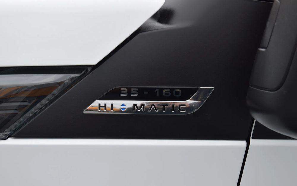 Furgão Iveco DAILY MAXI 35S16 / 2.3 - 160 KM / AUTOMAT HI-MATIC / NOWY MODEL / 3 OSOBY / DOSTAWCZE / BLASZAK / KLIMA / CZUJNIKI COFANIA / NISKI PRZEBIEG / 2022 / SERWISOWANY / Z NIEMIEC: foto 12 Furgão Iveco DAILY MAXI 35S16 / 2.3 - 160 KM / AUTOMAT HI-MATIC / NOWY MODEL / 3 OSOBY / DOSTAWCZE / BLASZAK / KLIMA / CZUJNIKI COFANIA / NISKI PRZEBIEG / 2022 / SERWISOWANY / Z NIEMIEC: foto 12