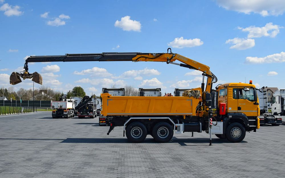 MAN TGS 26.400 / 6x4 / EURO 6 / UDT / HDS FASSI 165 / WYSUW x3 / ROTATOR / CHWYTAK / STEROWANIE RADIOWE / WZMOCNIONA RAMA / WYWROTKA / HYDROBURTA / AUTOMAT / 2017 / NOWE OPONY - 100% / NISKI PRZEBIEG - Camião basculante, Camião grua: foto 4 MAN TGS 26.400 / 6x4 / EURO 6 / UDT / HDS FASSI 165 / WYSUW x3 / ROTATOR / CHWYTAK / STEROWANIE RADIOWE / WZMOCNIONA RAMA / WYWROTKA / HYDROBURTA / AUTOMAT / 2017 / NOWE OPONY - 100% / NISKI PRZEBIEG - Camião basculante, Camião grua: foto 4