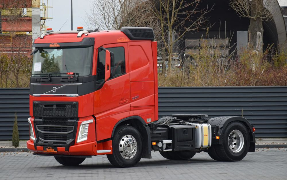 Volvo FH500 / NISKA KABINA / HYDRAULIKA / EURO 6 / ACC / LEDY / ALUFELGI / SERWISOWANY / SPROWADZONY - Tractor: foto 1 Volvo FH500 / NISKA KABINA / HYDRAULIKA / EURO 6 / ACC / LEDY / ALUFELGI / SERWISOWANY / SPROWADZONY - Tractor: foto 1
