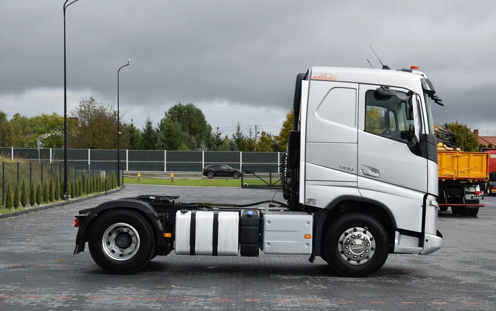 Volvo FH500 / NISKA KABINA / HYDRAULIKA / EURO 6 / ACC / LEDY / ALUFELGI / SERWISOWANY / SPROWADZONY - Tractor: foto 4 Volvo FH500 / NISKA KABINA / HYDRAULIKA / EURO 6 / ACC / LEDY / ALUFELGI / SERWISOWANY / SPROWADZONY - Tractor: foto 4