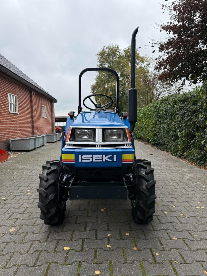 Kleintraktor Iseki TU170 ab 49 € pro Monat. - Mini trator: foto 5 Kleintraktor Iseki TU170 ab 49 € pro Monat. - Mini trator: foto 5