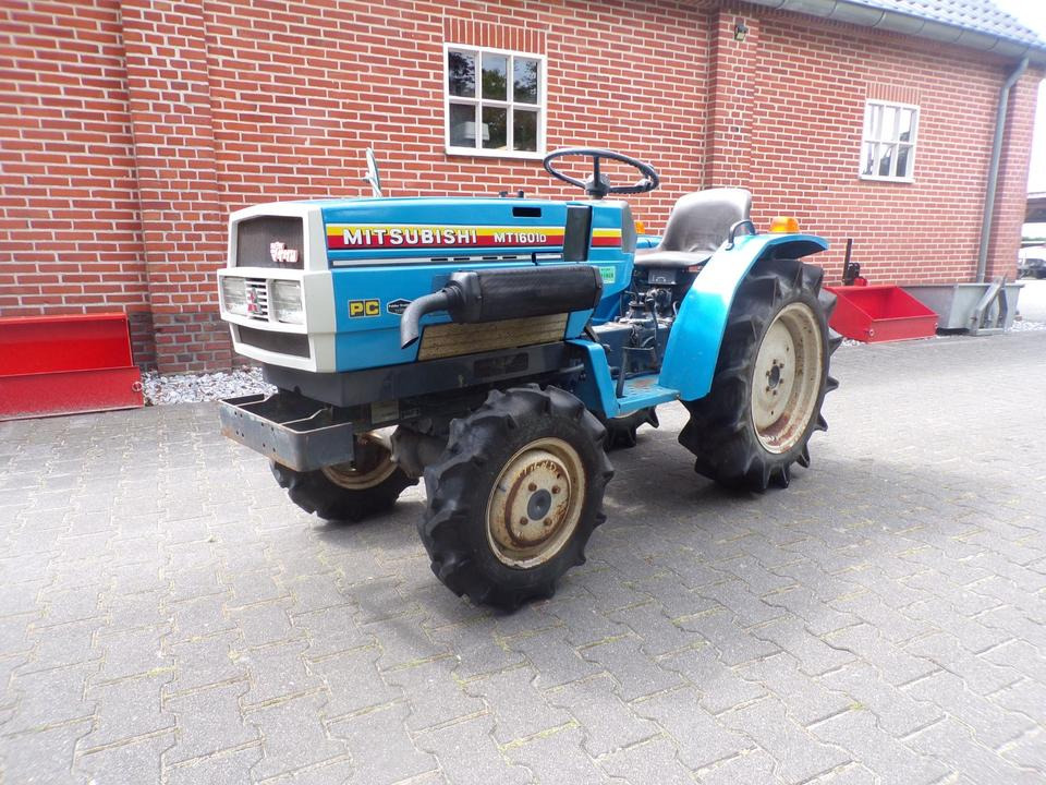 Kleintraktor Mitsubishi MT1601D - Mini trator: foto 1 Kleintraktor Mitsubishi MT1601D - Mini trator: foto 1