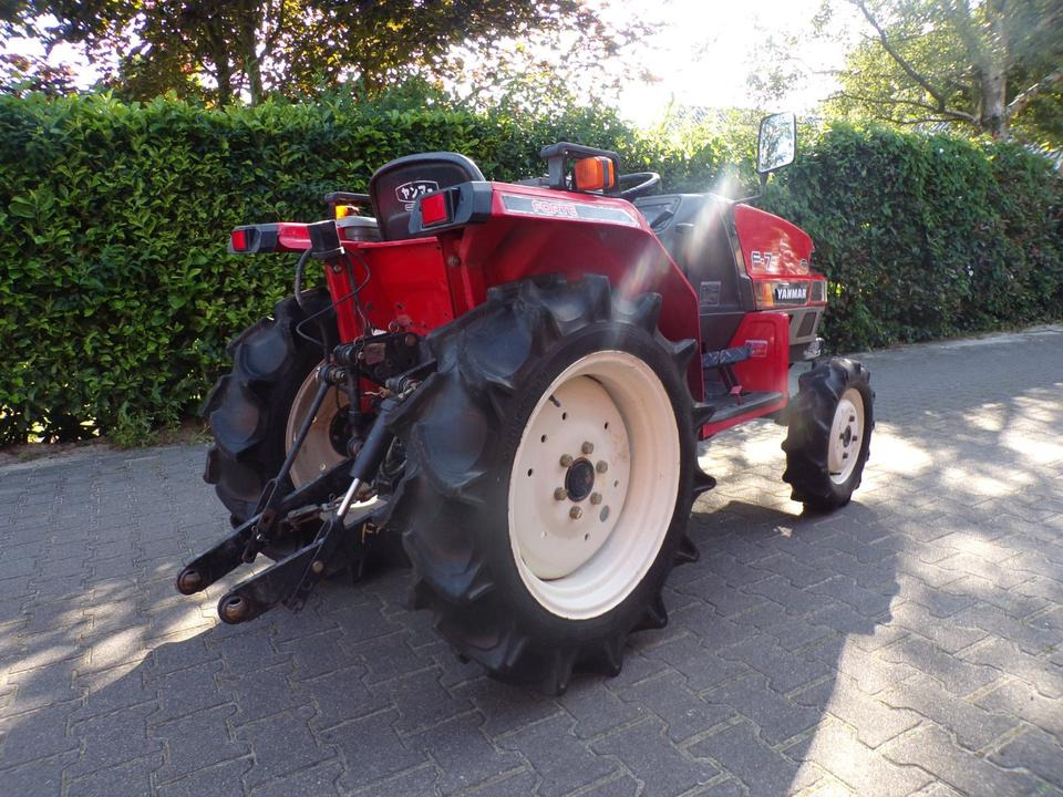 Kleintraktor Yanmar F-7 - Mini trator: foto 3 Kleintraktor Yanmar F-7 - Mini trator: foto 3
