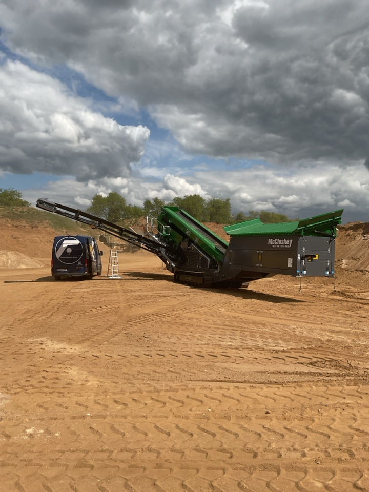 McCloskey S110 - Peneira vibratória: foto 2 McCloskey S110 - Peneira vibratória: foto 2