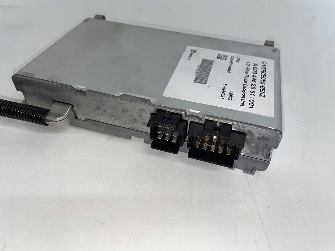 KAMERA RADAR MERCEDES ACTROS MP4 A0004462951 - Sensor para Camião: foto 3 KAMERA RADAR MERCEDES ACTROS MP4 A0004462951 - Sensor para Camião: foto 3