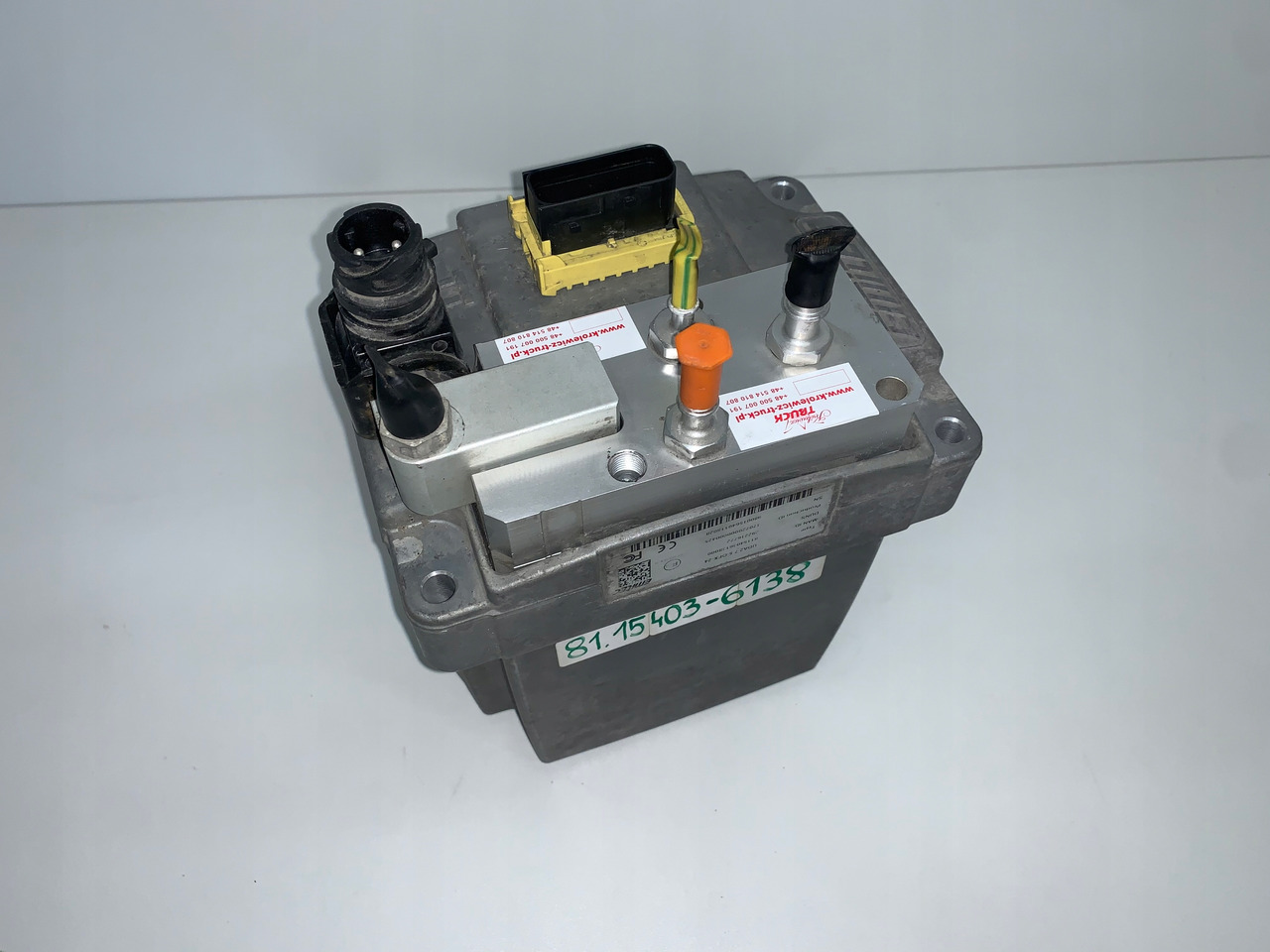 POMPA AD BLUE ADBLUE MAN TGS TGX euro 6 e6 e 6 - Tanque para AdBlue para Camião: foto 2 POMPA AD BLUE ADBLUE MAN TGS TGX euro 6 e6 e 6 - Tanque para AdBlue para Camião: foto 2