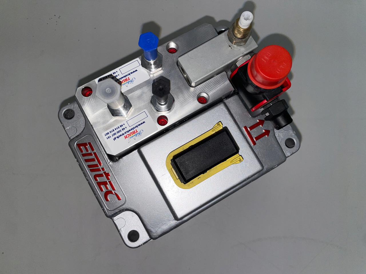 POMPA ADBLUE AD BLUE EMITEC MAN TGX TGS 81154036134 - Tanque para AdBlue para Camião: foto 2 POMPA ADBLUE AD BLUE EMITEC MAN TGX TGS 81154036134 - Tanque para AdBlue para Camião: foto 2