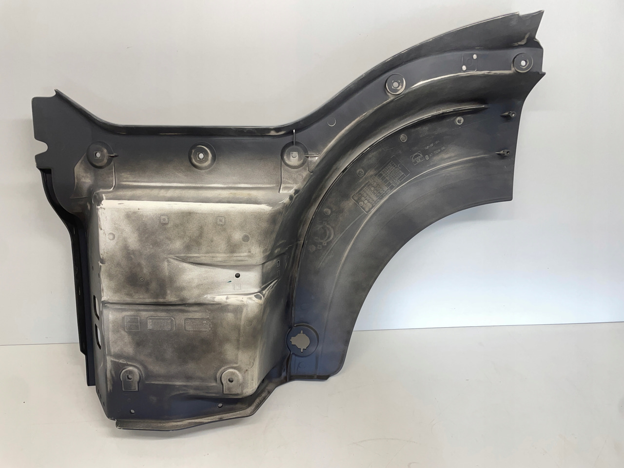 PRAWA STOPNICA MAN TGS E6 81615100870 - Grade radiador para Camião: foto 4 PRAWA STOPNICA MAN TGS E6 81615100870 - Grade radiador para Camião: foto 4