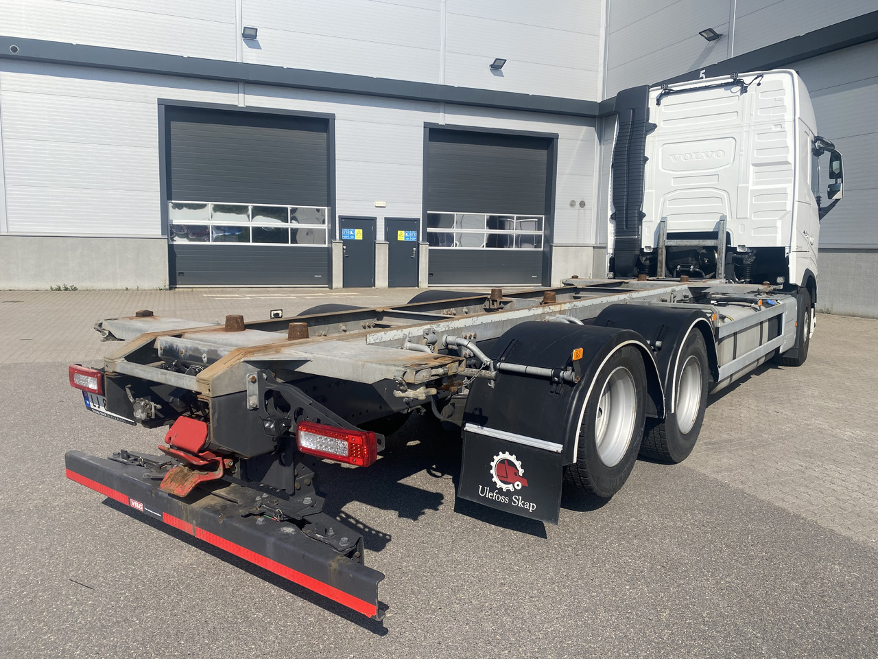 Volvo FH 540 - Camião transportador de contêineres/ Caixa móvel: foto 3 Volvo FH 540 - Camião transportador de contêineres/ Caixa móvel: foto 3