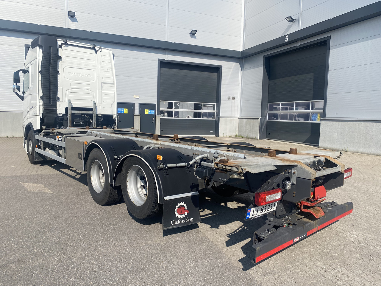 Volvo FH 540 - Camião transportador de contêineres/ Caixa móvel: foto 4 Volvo FH 540 - Camião transportador de contêineres/ Caixa móvel: foto 4