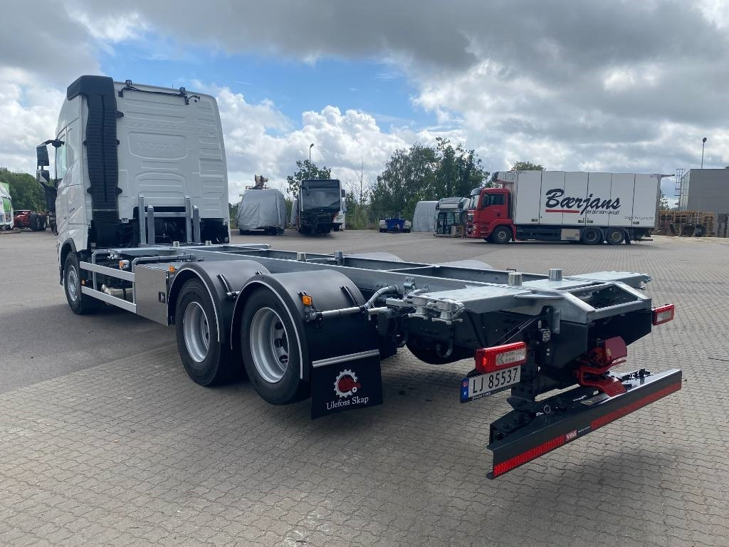 Volvo FH 540 - Camião transportador de contêineres/ Caixa móvel: foto 4 Volvo FH 540 - Camião transportador de contêineres/ Caixa móvel: foto 4